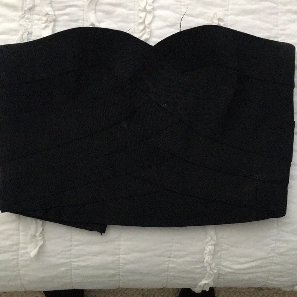 Clasp Back Back Crop Top